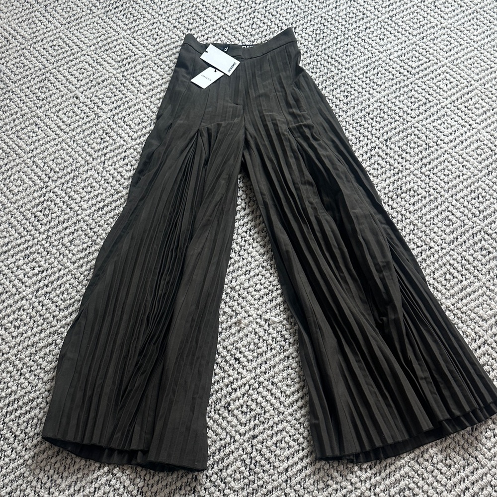 Jacquemus Wide-Leg Fully Pleated Pleated Trousers